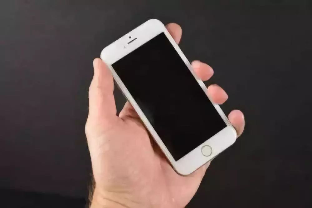 iphone开不了机了怎么办 iphone开不了机了怎么办